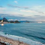 Flat - Melhor Localizacao Em Copacabana Com Vista Para O Cristo E Estacionamento