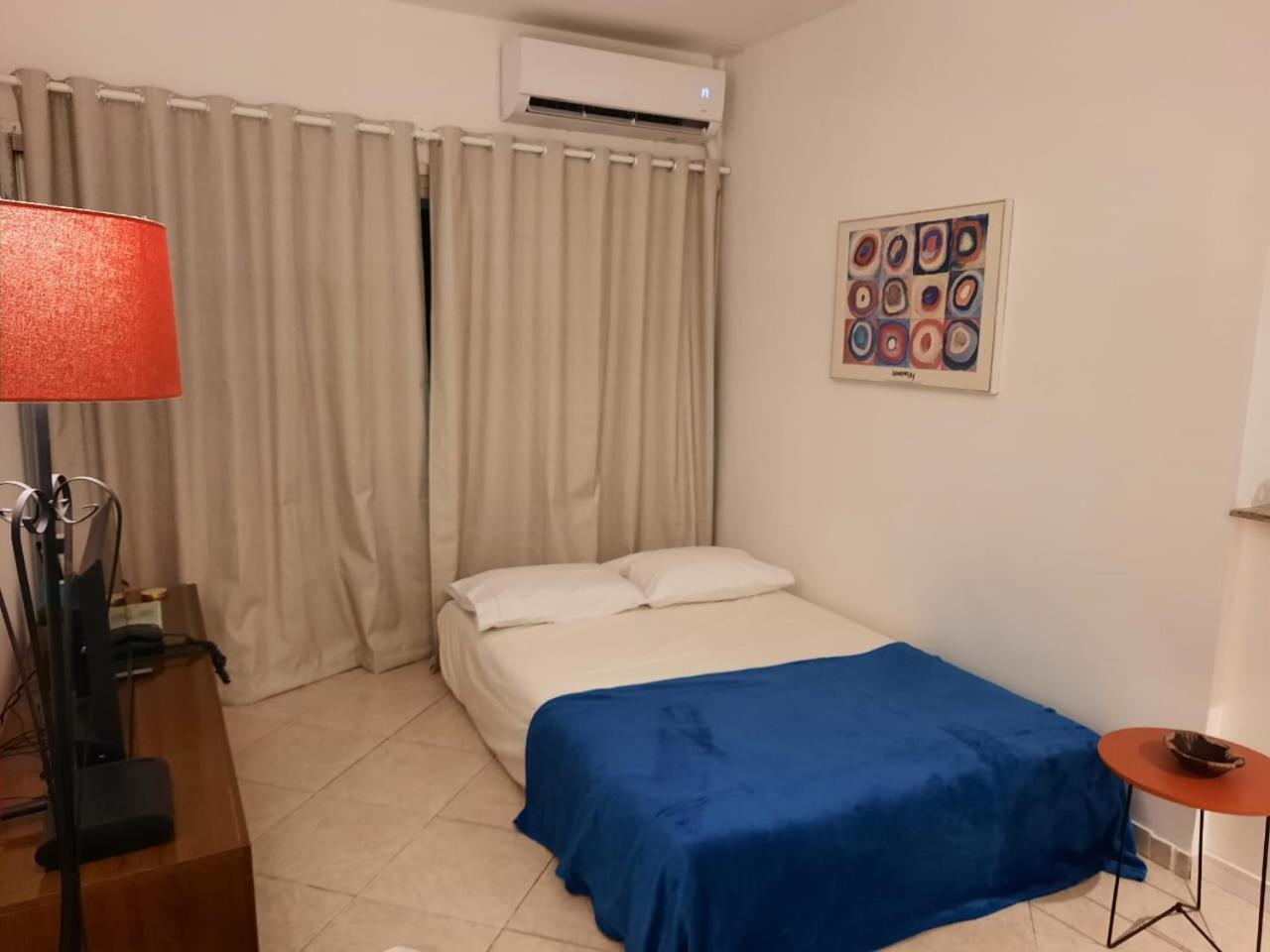 Apartamento Flat - Localizacao Em Copacabana Com Vista O Cristo E Estacionamento